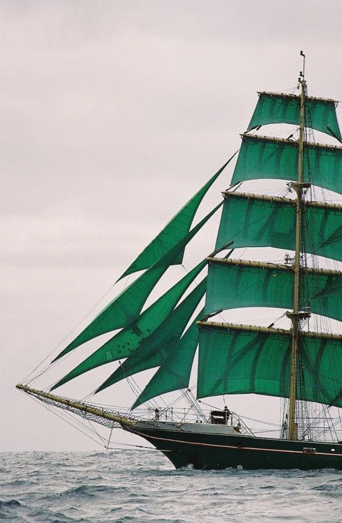 emerald sail boat
